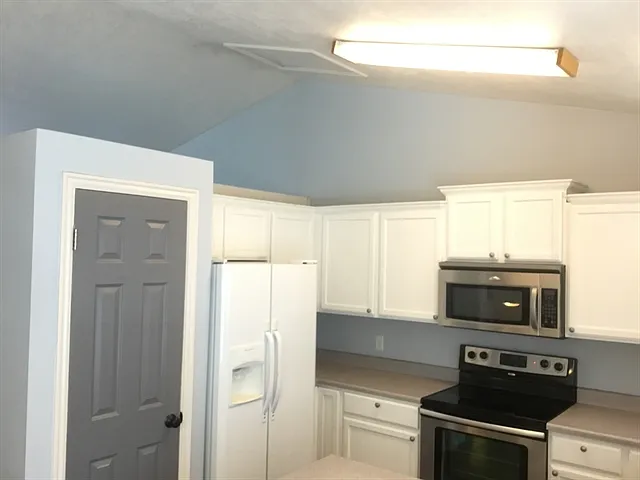 309 W 1800 S — Photo 3