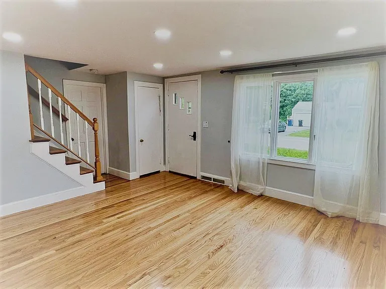 7 Lee Rd — Photo 19