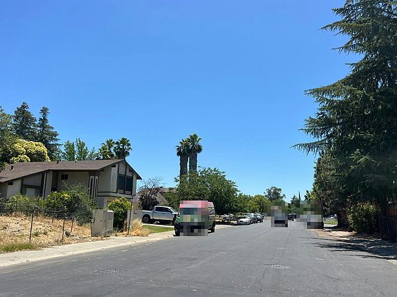 5th image of 7299 Mandy Dr