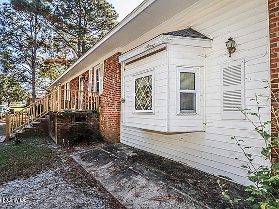 3rd image of 351 Wises Store Road