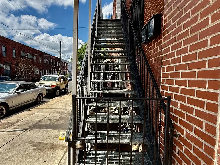 2240 S 11th St — Photo 2