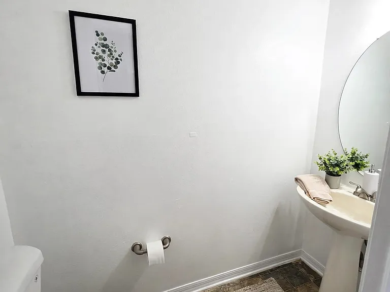 2472 Brownwood Dr — Photo 16
