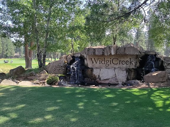 3rd image of 60483 Seventh Mountain Dr #29