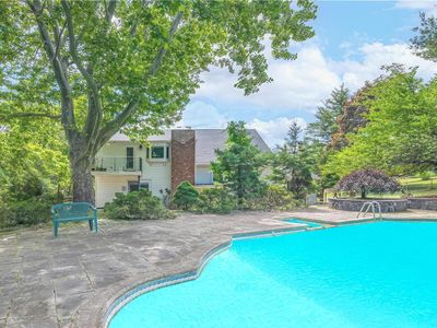 9 Oz Court, Spring Valley, NY, 10977