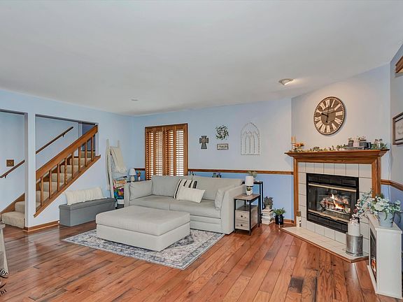 4th image of 211 W Manor Dr