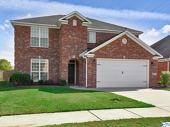 2nd image of 5025 Valley Cove Dr SE