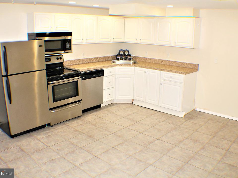1st image of 515-19 S 12th St #3