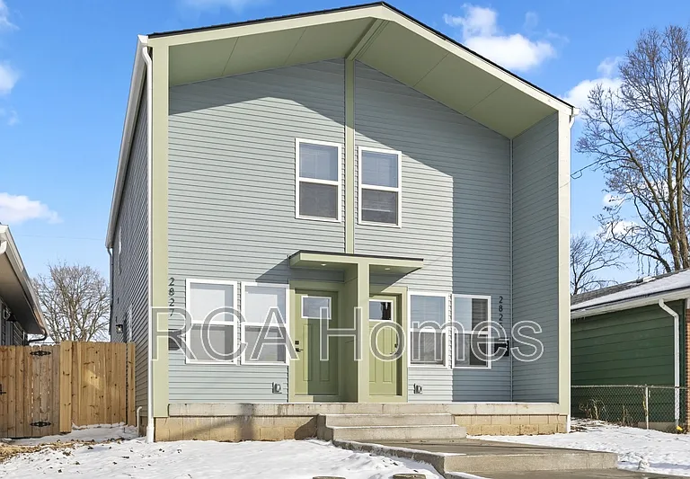2827 Adams St — Photo 2