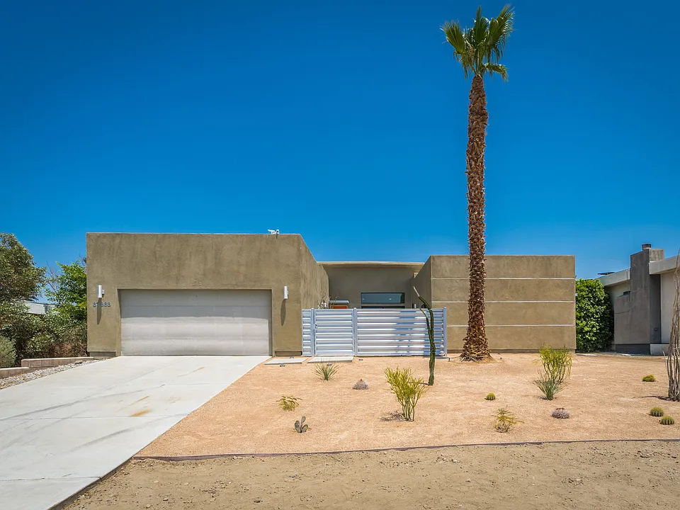 67668 El Sombrero Ln