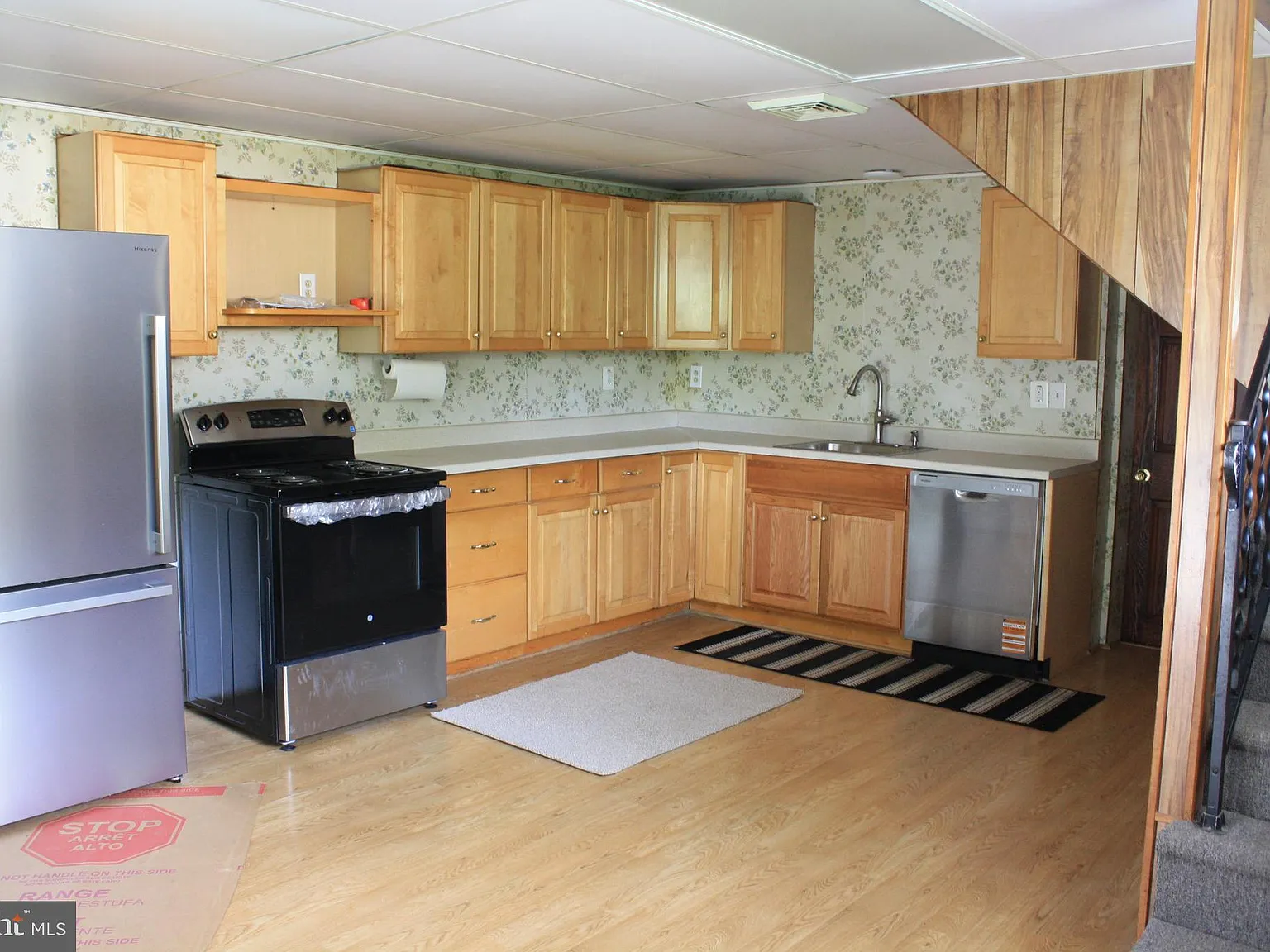 1 bed, 1.5 bath, 850 sqft, $2,100 — Photo 4