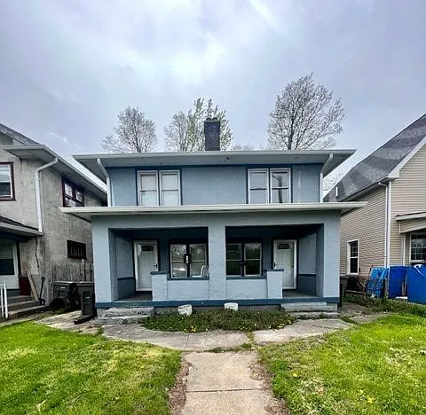 715 W 31st St photo 1