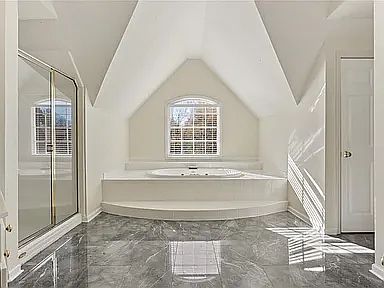 1st image of 315 Commons Gate Ct