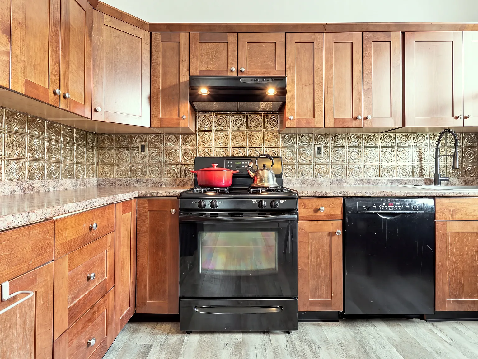 2 bed, $3,785 — Photo 4