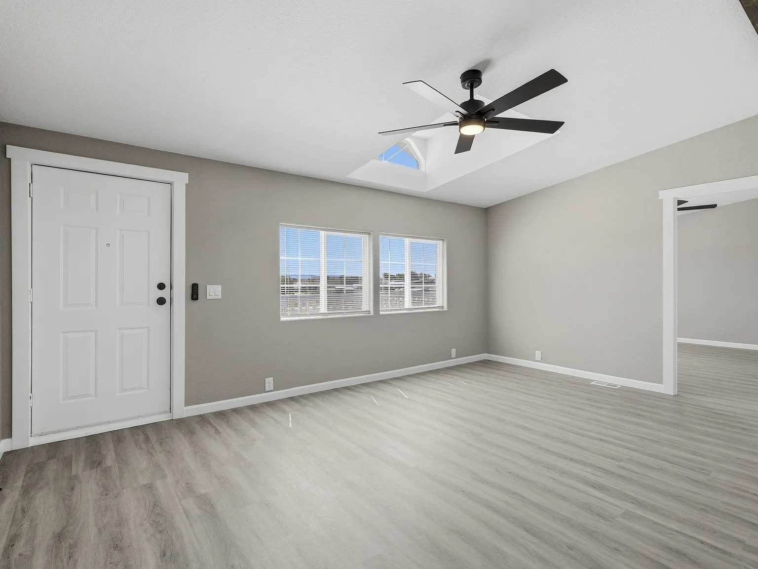 1750 South Johnson Lane - 1 — Photo 3