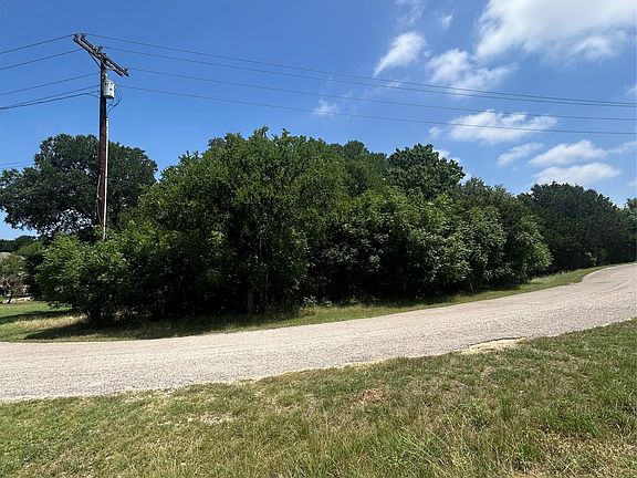 3rd image of 13010 Crestwood Dr