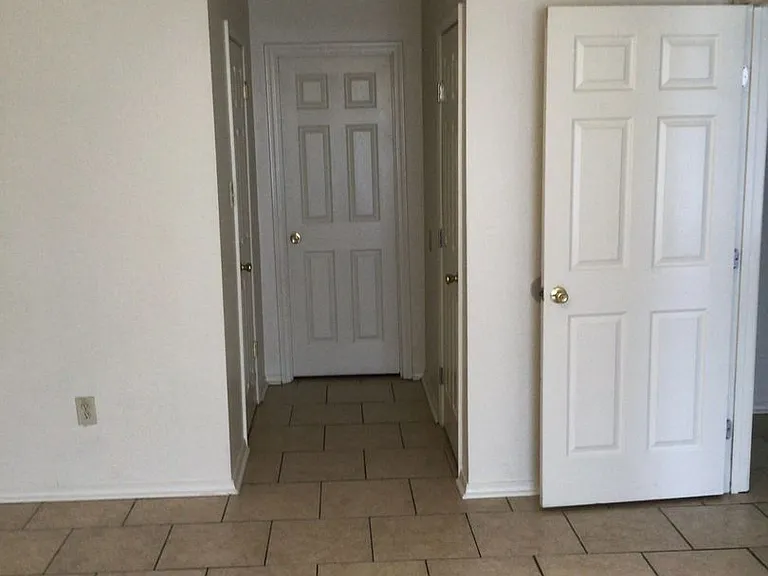 2647 Amanda Dr #A-D — Photo 18