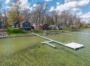 222 W Clear Lake Dr, Fremont, IN 46737