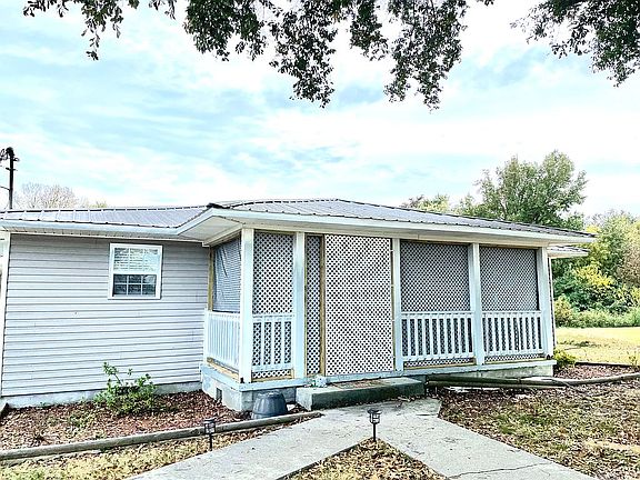 Porch after enclosure