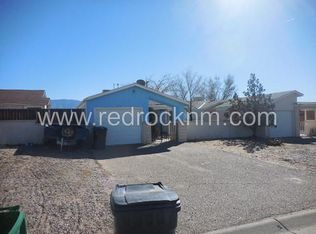 174 Coral Dr NE, Rio Rancho, NM 87124
