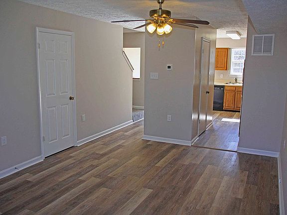 5th image of 4325 Gilmer Ct