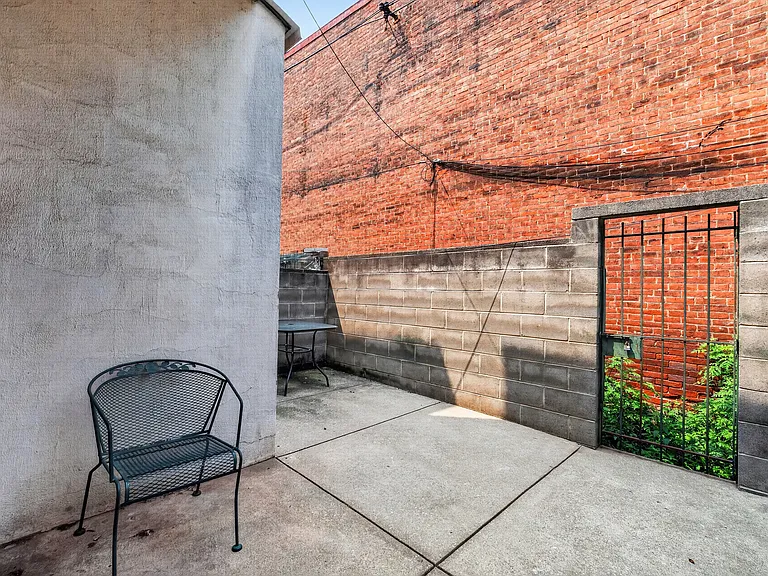1425 Jackson St #1R — Photo 20