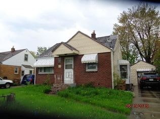 19 Roxborough Ave, Cheektowaga, NY 14225