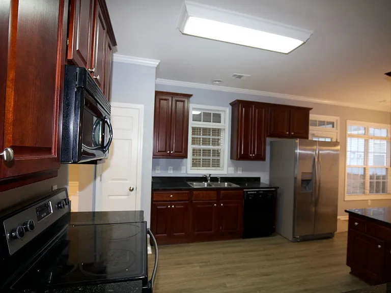 7897 The Lakes Point — Photo 4