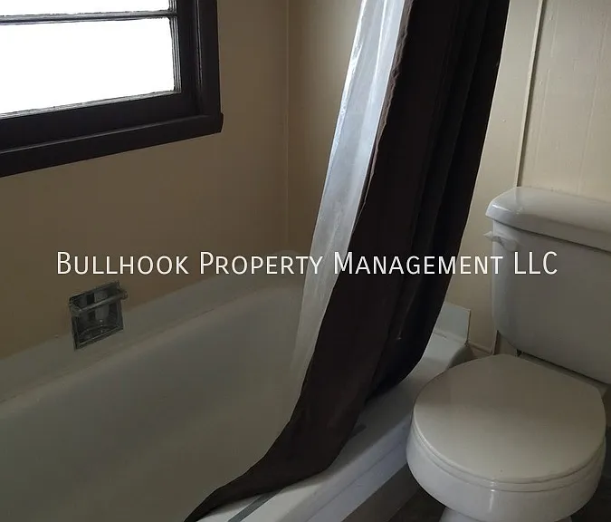506 Montana Ave #2 — Photo 7
