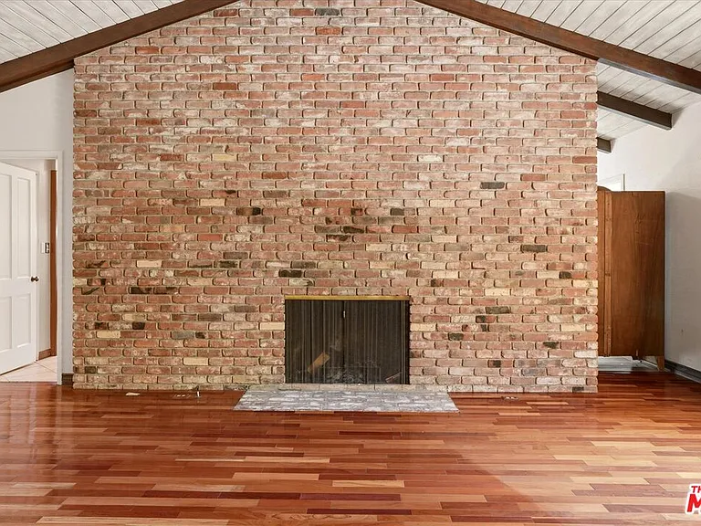 4131 Mantova Dr — Photo 10