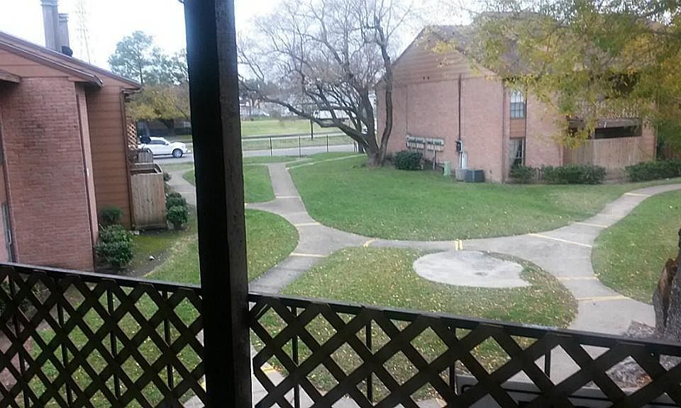 1st image of 9090 S Braeswood Blvd APT 42