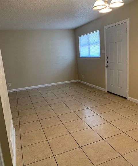 Eastgate Ridge Apartments — Photo 20