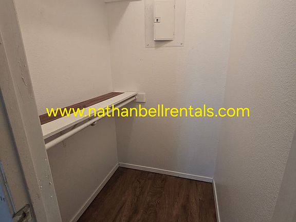 3rd image of 1305 E Houston St #4