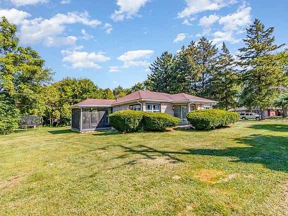 3rd image of 2535 Caton Farm Rd