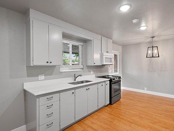 4th image of 603 E Greenwood Ave