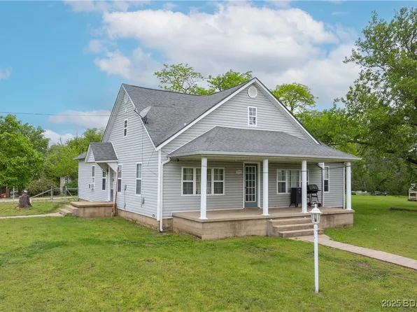 505 High St, Iberia, MO 65486
