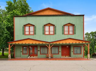 409 2nd St, Cotter, AR 72626
