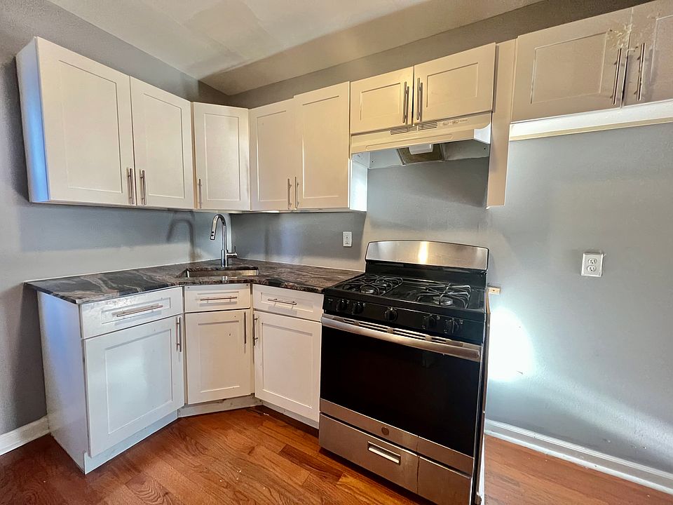 1st image of 156 Grant Ave #7