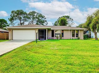 814 SE Starflower Ave, Pt Saint Lucie, FL 34983