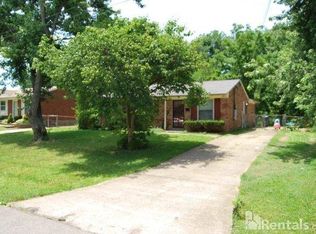 7402 Ronan Dr, Louisville, KY