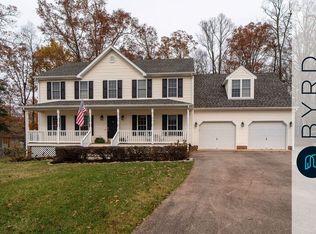 12412 Cameron Bridge Pl, Midlothian, VA 23112