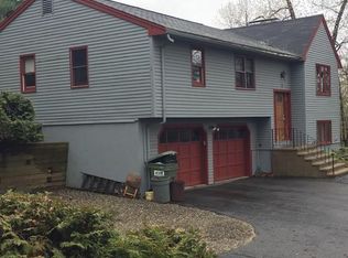 8 Bashaw Rd, Sutton, MA 01590