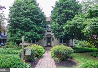 8116 Brookside Rd, Elkins Park, PA 19027