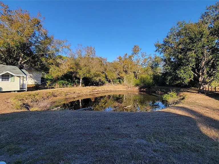 5847 Venisota Rd — Photo 28