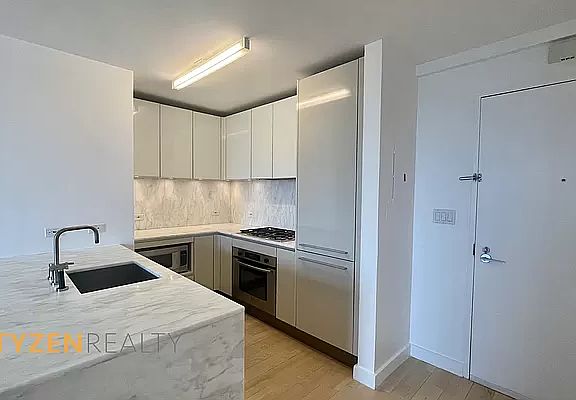 2nd image of 322 W 57th St APT 34V