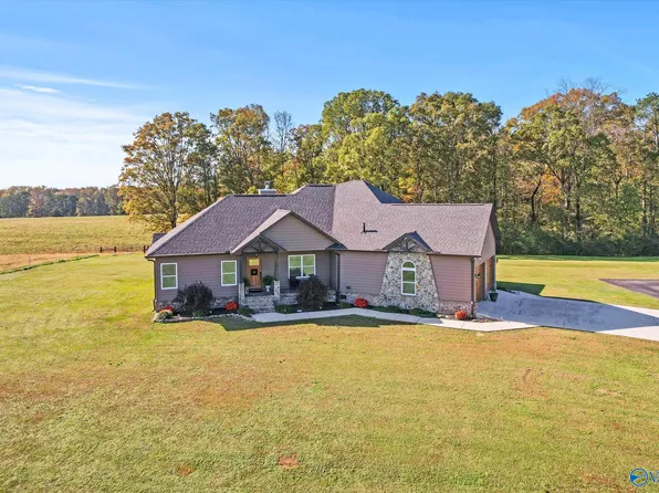 2383 County Road 1442, Falkville, AL 35622