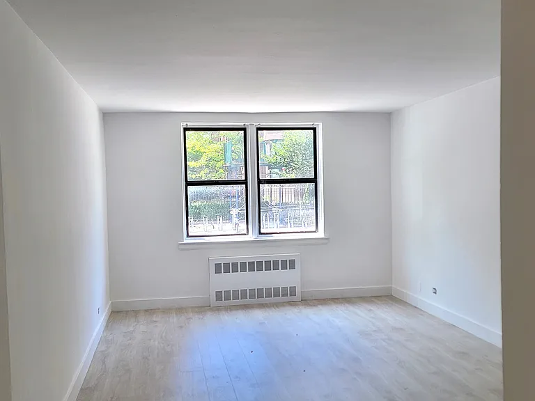 461 Central Park W #1F — Photo 5