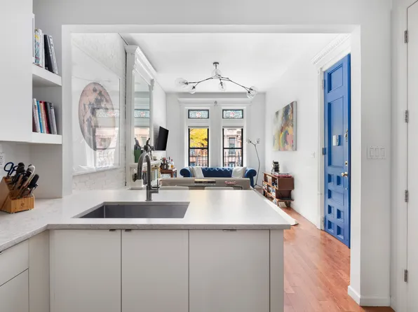 121 West 131st Street image 5 of 13