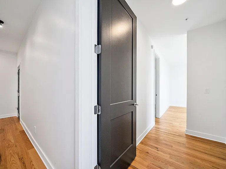 1322 Lafrance St NE #B — Photo 14