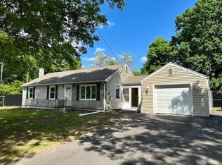 5 Wilshire Rd, Springfield, MA 01118