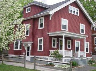 9 Bay St, Northfield, NH 03276